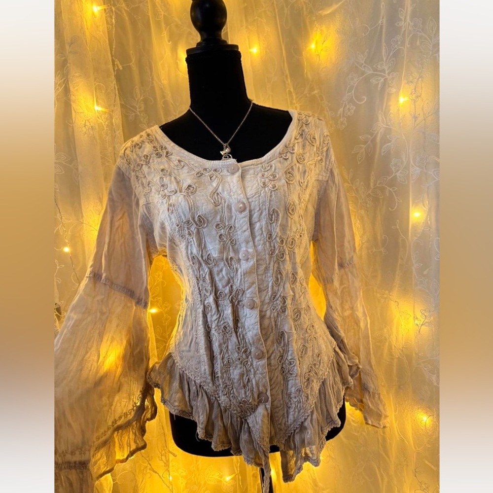 American Vintage Beige Embroidered Blouse